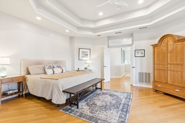 2198 Lakeridge Drive, Grapevine, TX 76051