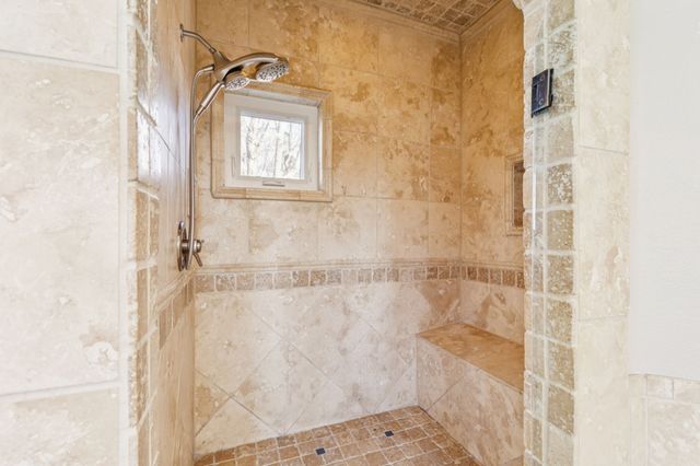 2198 Lakeridge Drive, Grapevine, TX 76051