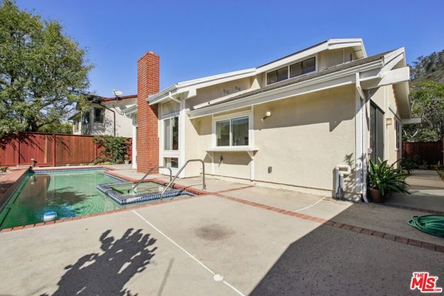 16999 Avenida De Santa Ynez, Pacific Palisades (los Angeles), CA 90272