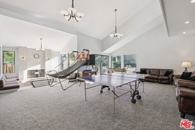 16999 Avenida De Santa Ynez, Pacific Palisades (los Angeles), CA 90272