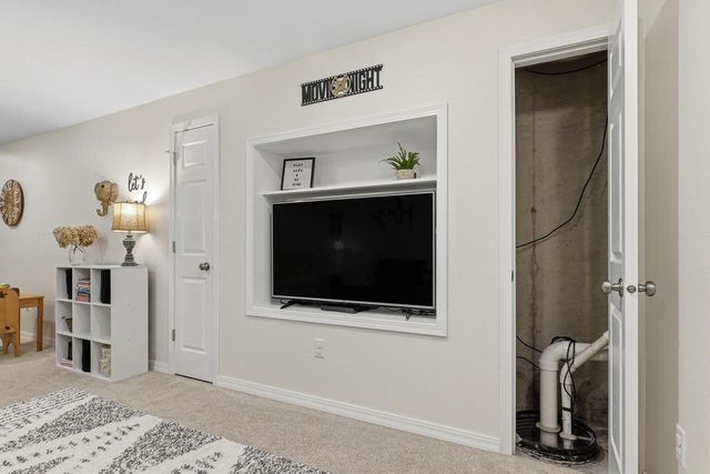 1600 Falcon WAY, Sheboygan Falls, WI 53085