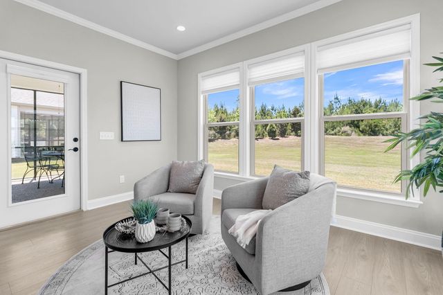 613 Daffodil Court, Summerville, SC 29486