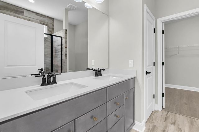 613 Daffodil Court, Summerville, SC 29486