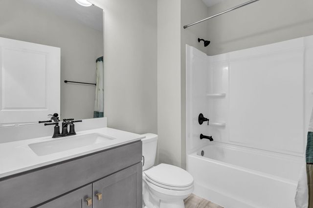 613 Daffodil Court, Summerville, SC 29486