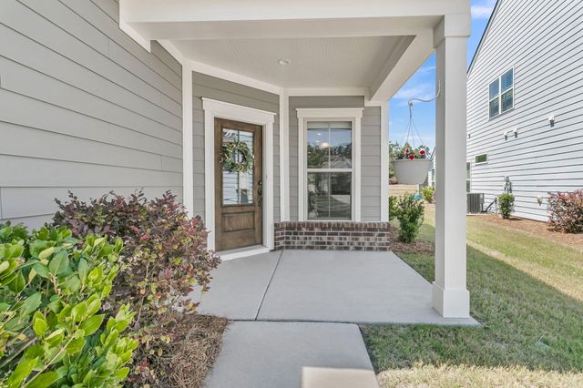 613 Daffodil Court, Summerville, SC 29486