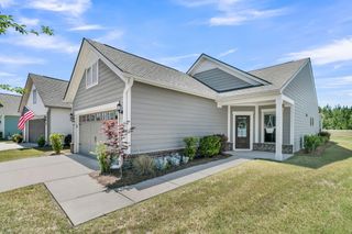 613 Daffodil Court, Summerville, SC 29486