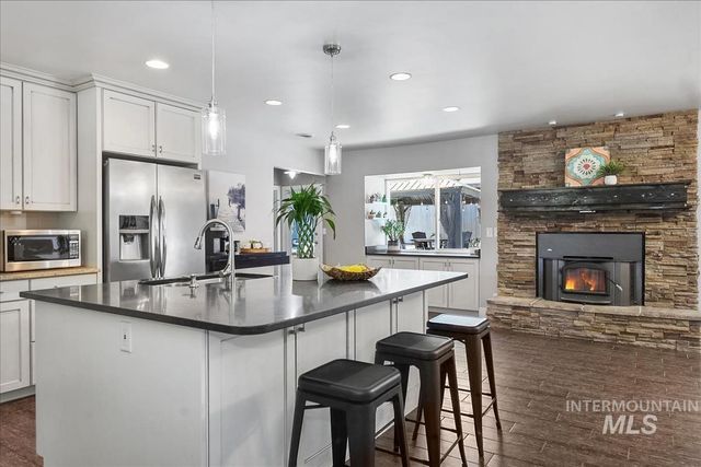 171 E Northview Dr, Eagle, ID 83616
