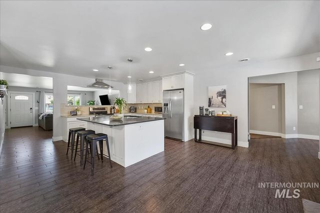 171 E Northview Dr, Eagle, ID 83616