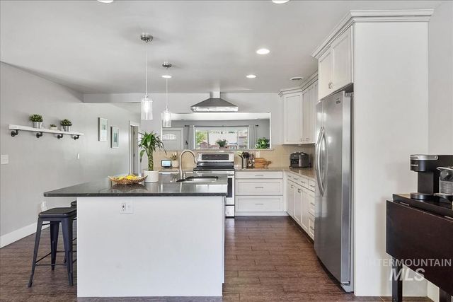 171 E Northview Dr, Eagle, ID 83616