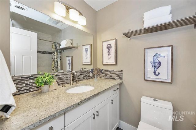 171 E Northview Dr, Eagle, ID 83616