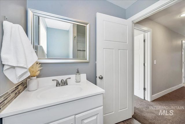 171 E Northview Dr, Eagle, ID 83616
