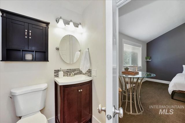 171 E Northview Dr, Eagle, ID 83616