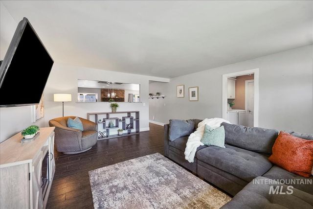 171 E Northview Dr, Eagle, ID 83616