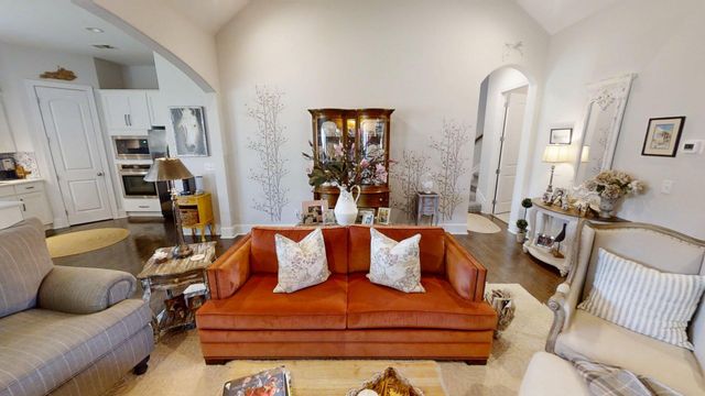 423 Houston Oaks Drive, Paris, KY 40361