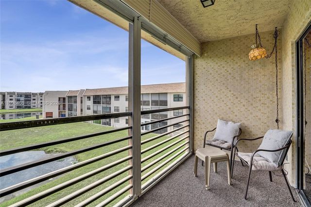 10100 NW 30th Court 310, Sunrise, FL 33322