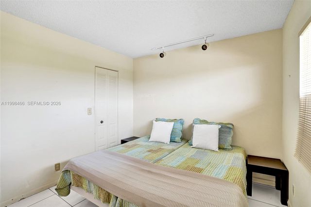 10100 NW 30th Court 310, Sunrise, FL 33322
