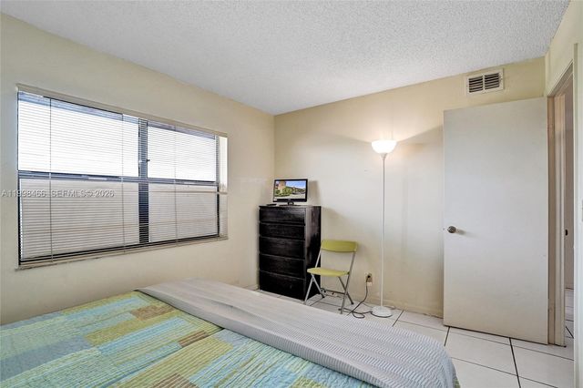 10100 NW 30th Court 310, Sunrise, FL 33322