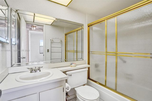10100 NW 30th Court 310, Sunrise, FL 33322