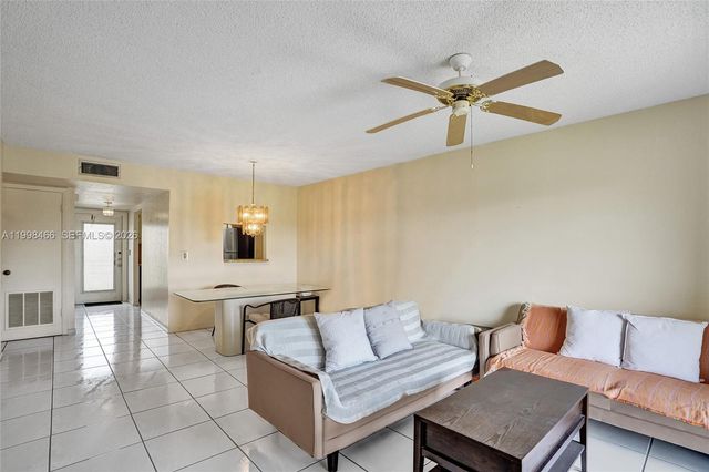 10100 NW 30th Court 310, Sunrise, FL 33322