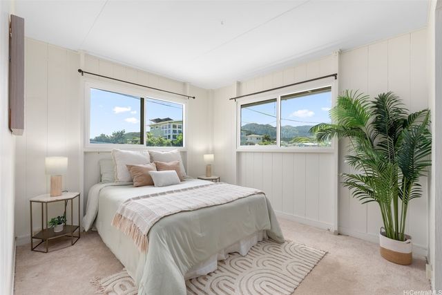 1322 Ulupuni Street, Kailua, HI 96734