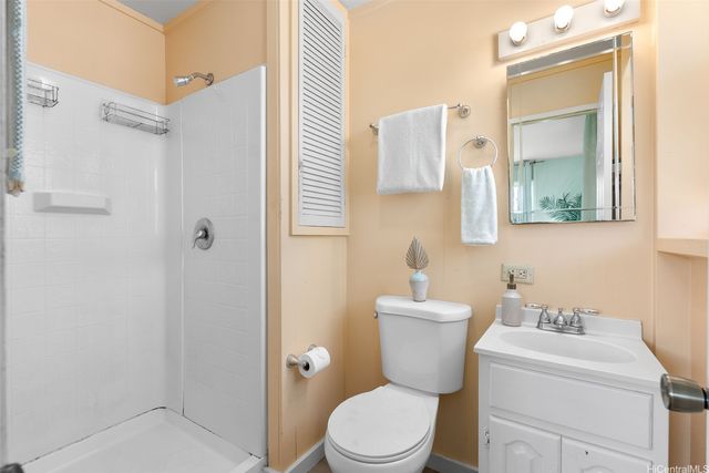 1322 Ulupuni Street, Kailua, HI 96734