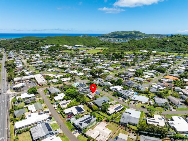 1322 Ulupuni Street, Kailua, HI 96734