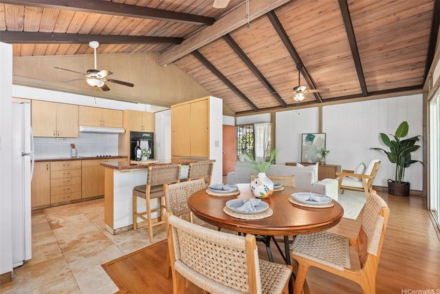 1322 Ulupuni Street, Kailua, HI 96734