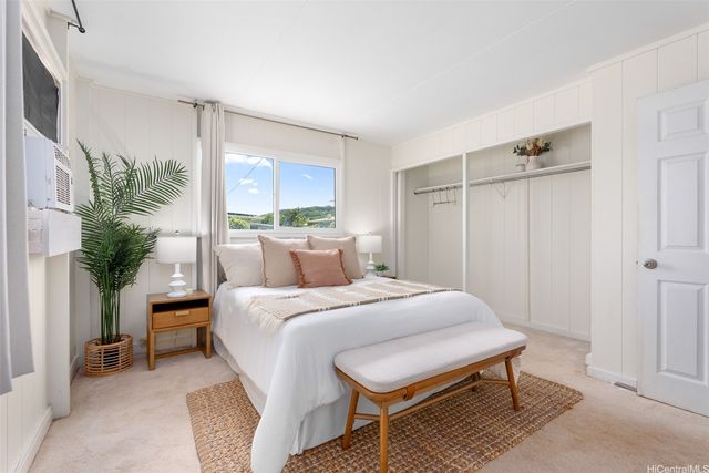 1322 Ulupuni Street, Kailua, HI 96734