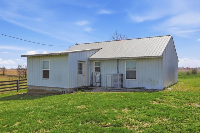 2586 Winchester Road, Paris, KY 40361