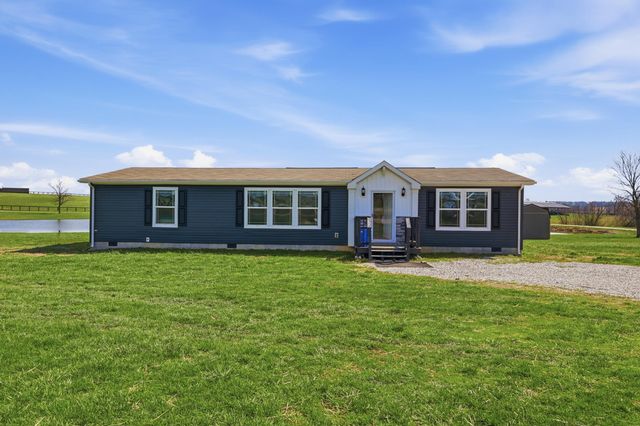 2586 Winchester Road, Paris, KY 40361