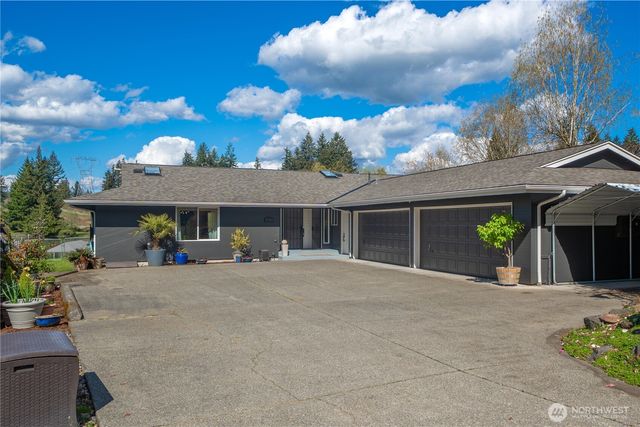 17219 33rd Street Ct E, Lake Tapps, WA 98391