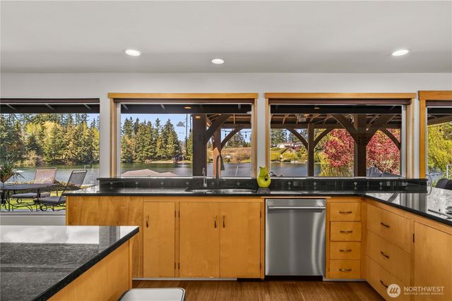 17219 33rd Street Ct E, Lake Tapps, WA 98391