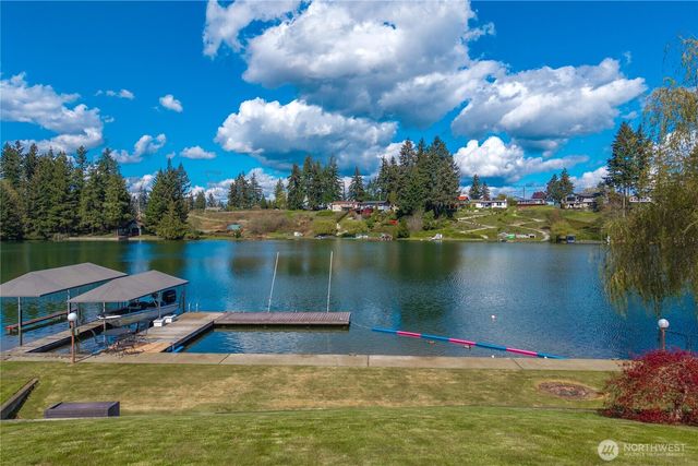 17219 33rd Street Ct E, Lake Tapps, WA 98391