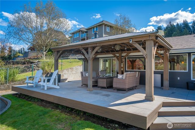 17219 33rd Street Ct E, Lake Tapps, WA 98391