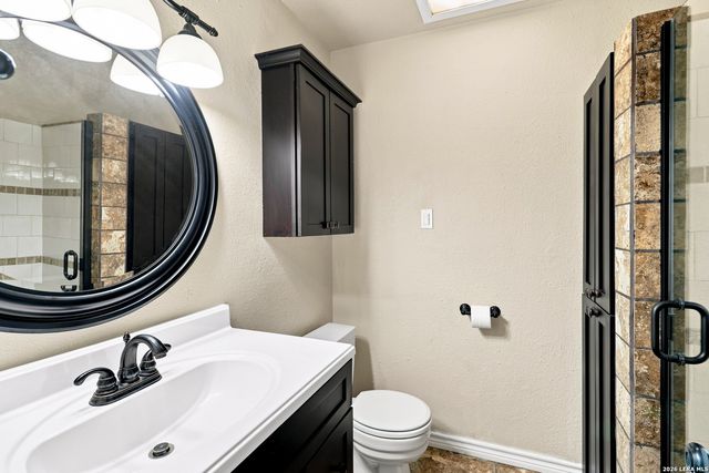 933 Lazy Trl, New Braunfels, TX 78130