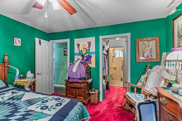 9780 Monument Drive, Grants Pass, OR 97526