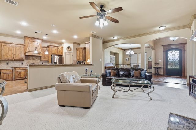 1406 Brynlee Lane, Mansfield, TX 76063