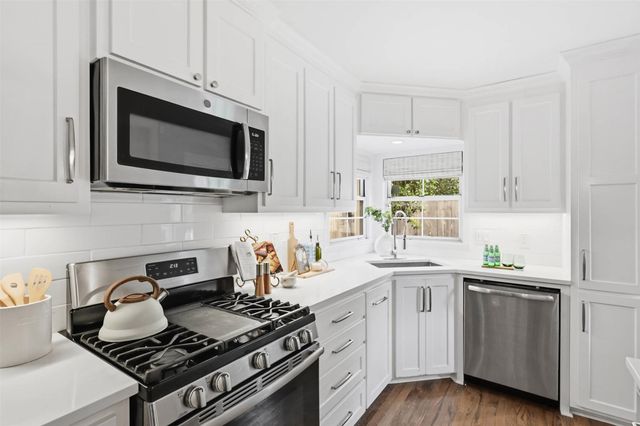 6449 Malvey Avenue, Fort Worth, TX 76116