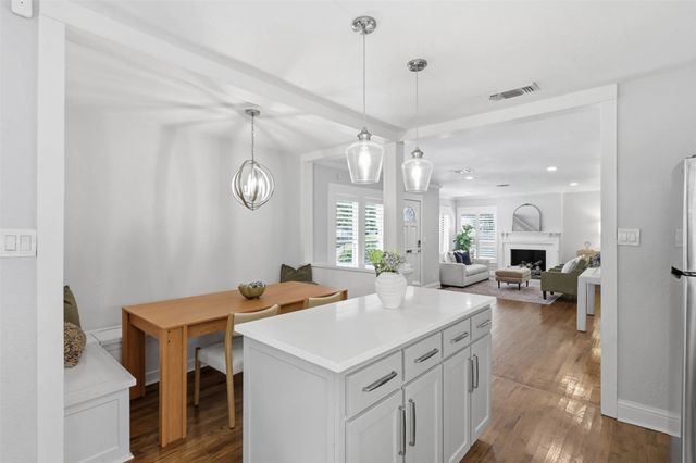 6449 Malvey Avenue, Fort Worth, TX 76116
