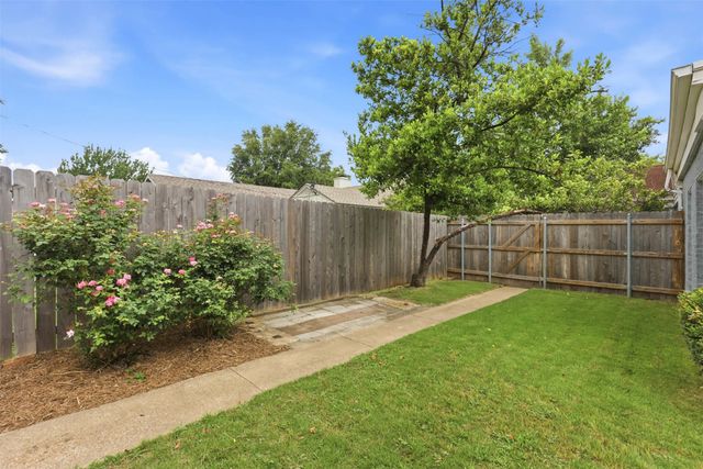 6449 Malvey Avenue, Fort Worth, TX 76116
