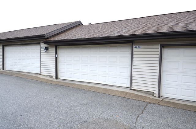 8626 Alpine Drive, Urbandale, IA 50322