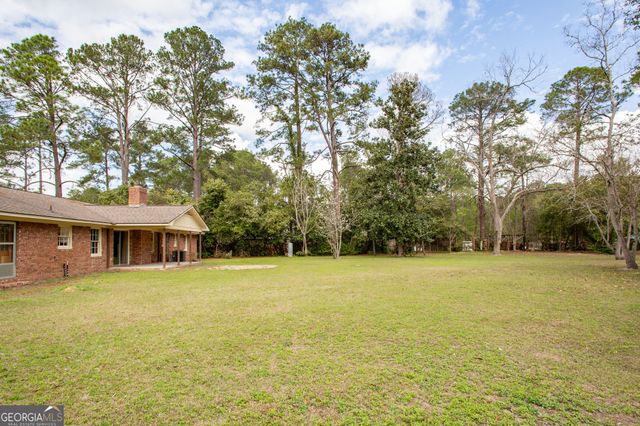 2775 Seminole Trail, Waycross, GA 31503