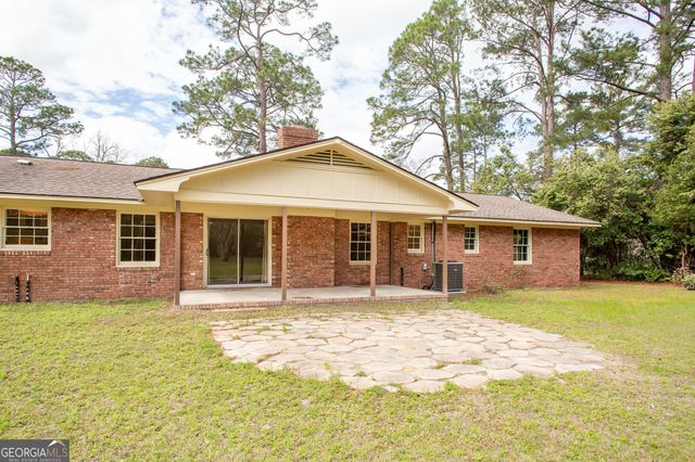 2775 Seminole Trail, Waycross, GA 31503