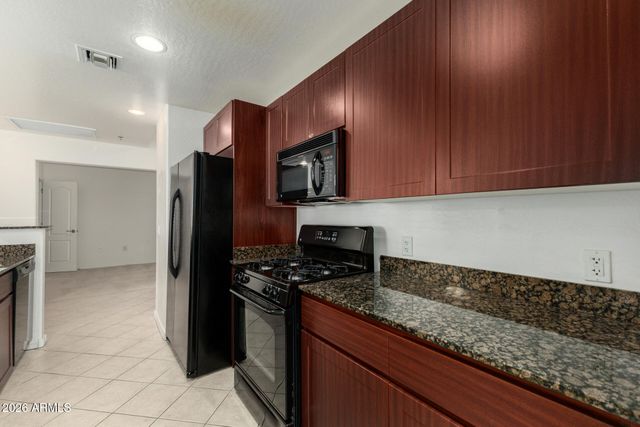 2302 N CENTRAL Avenue 404, Phoenix, AZ 85004