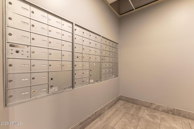 2302 N CENTRAL Avenue 404, Phoenix, AZ 85004