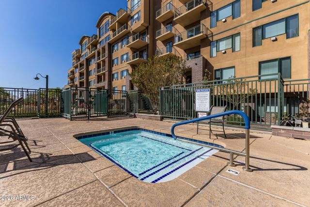 2302 N CENTRAL Avenue 404, Phoenix, AZ 85004