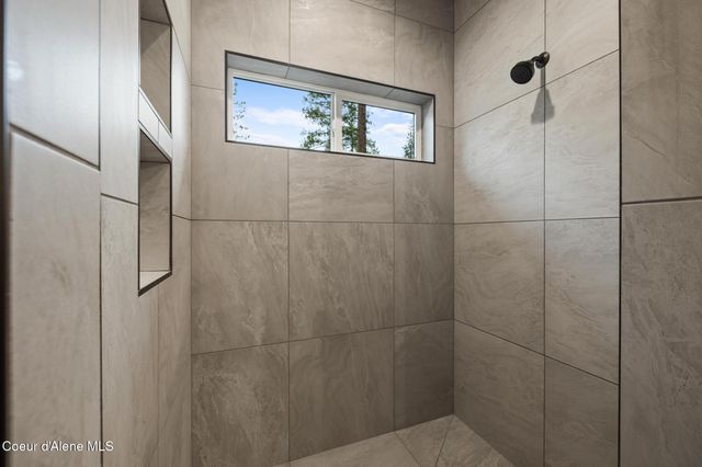 53 WALLACE LN, Blanchard, ID 83804