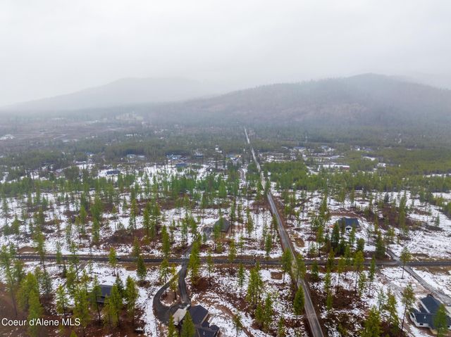 53 WALLACE LN, Blanchard, ID 83804