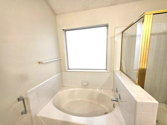 801 Ragland, Cedar Hill, TX 75104