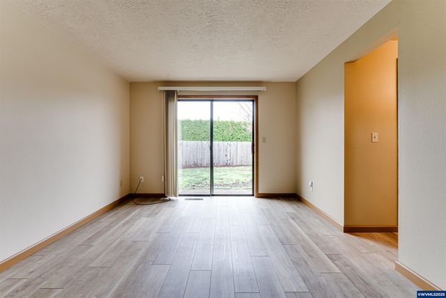 4826 Chestnut Ct SE, Albany, OR 97322